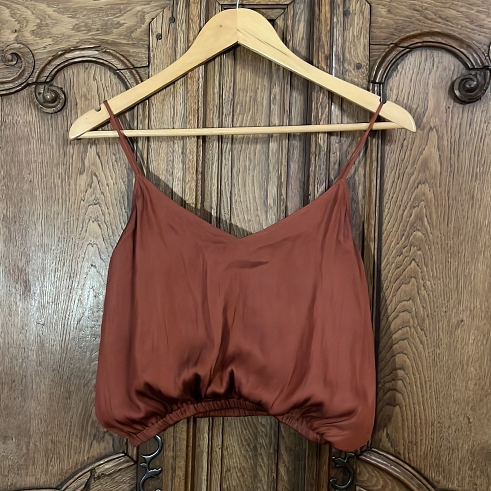 Reset Crop Top - Picture 2 of 10